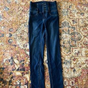High waist jeans